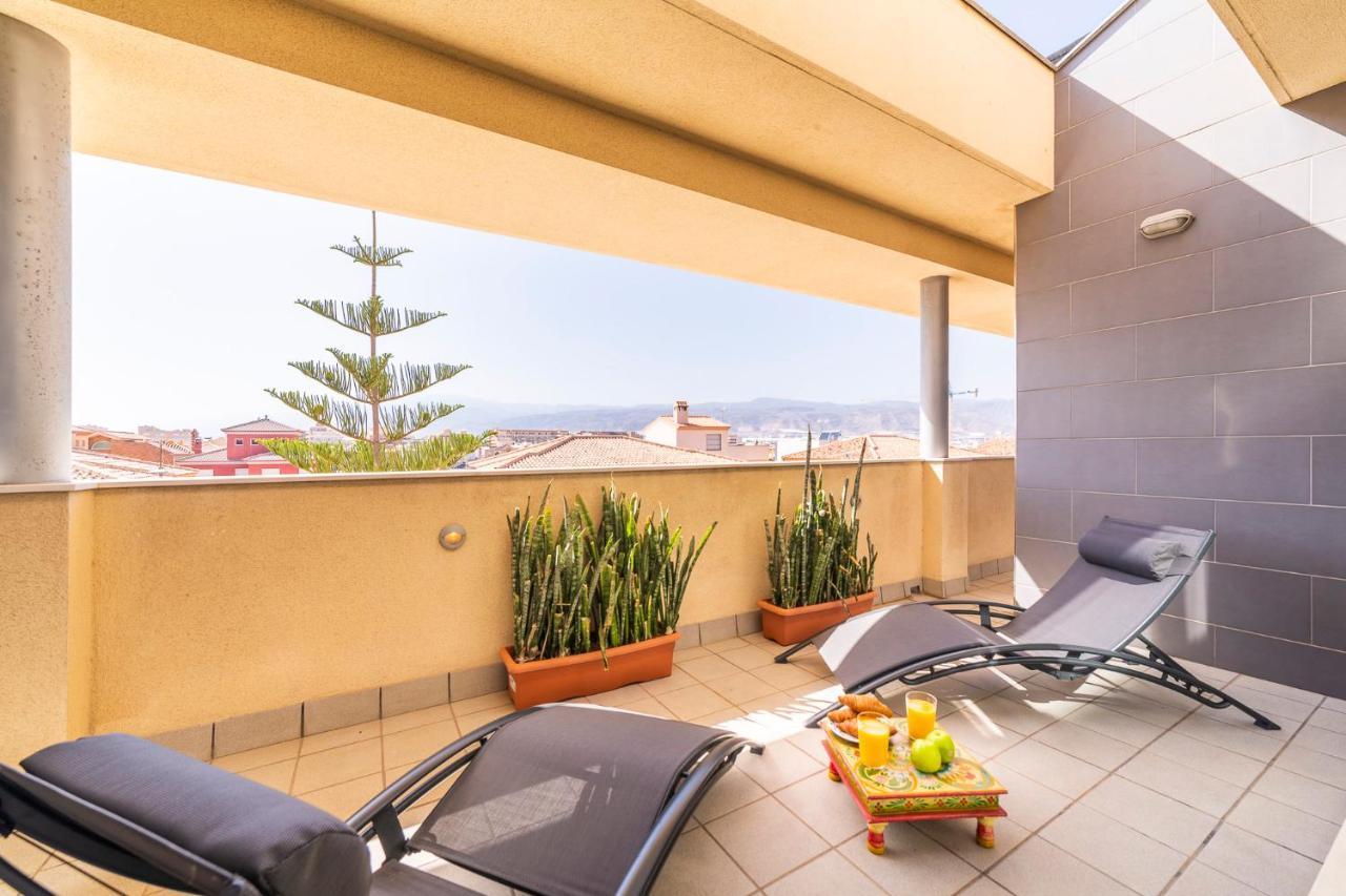 Atico Dentro De Casa Privada Bed & Breakfast Roquetas de Mar Eksteriør bilde